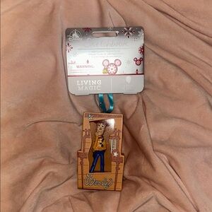 Disney Woody Ornament l